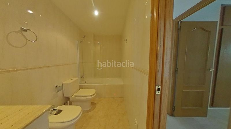 Foto c16bfed0-1c48-49c2-9974-c1a6f5101f4c. Apartament amb calefacció aparcament a Ca n'Aurell Terrassa