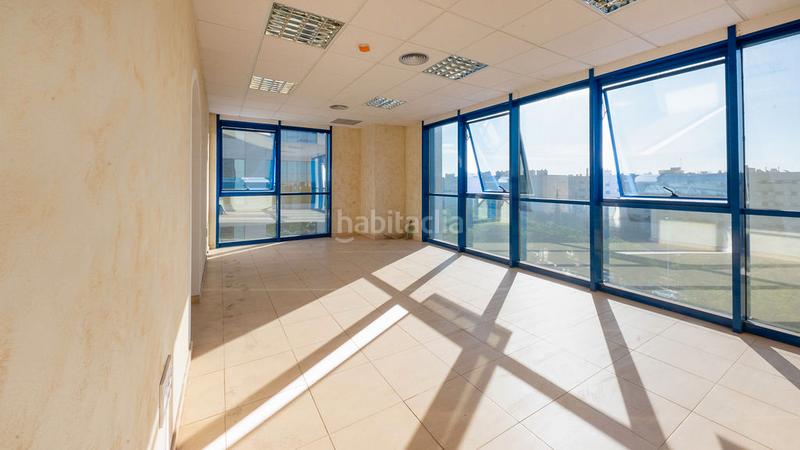 Foto e87953a3-54a4-4f57-91d9-8cc04d9b4725. Ufficio in San Jerónimo - La Bachillera Sevilla