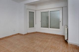 Flat  C/ poetessa capara. Solvia inmobiliaria  piso terrassa
