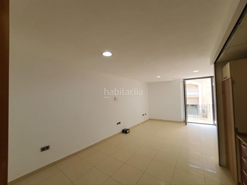 Foto 6d2758bc-2569-44bf-b41f-134335ed5f77. Piso solvia inmobiliaria piso en Centre Figueres