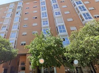 Pis  C/ alameda del valle. Solvia inmobiliaria  piso madrid