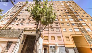 Appartement  C/ patronat. Solvia inmobiliaria  piso hospitalet de llobregat el