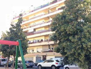 Pis  Pz. catalunya. Solvia inmobiliaria  piso salt