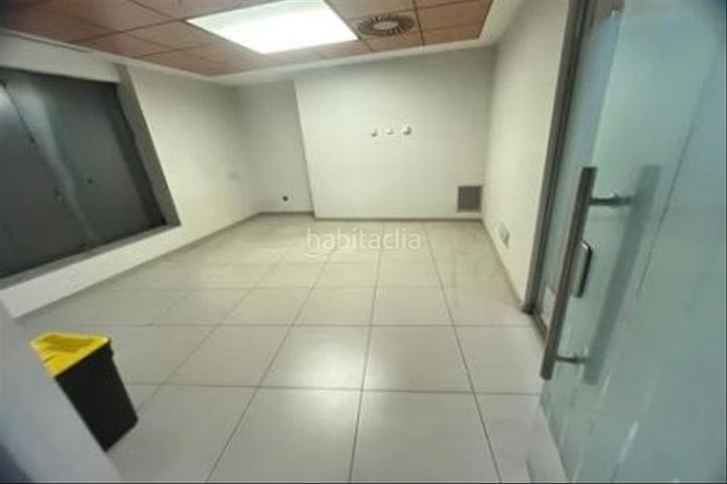 Foto 5ffc0188-b567-4bd0-811a-ff6544904564. Local commercial dans Palomeras Sureste Madrid