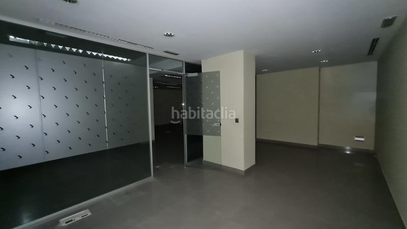 Foto eb29a3d4-00d7-4dbc-bf61-56796c7e7910. Locale commerciale in San Isidro Madrid