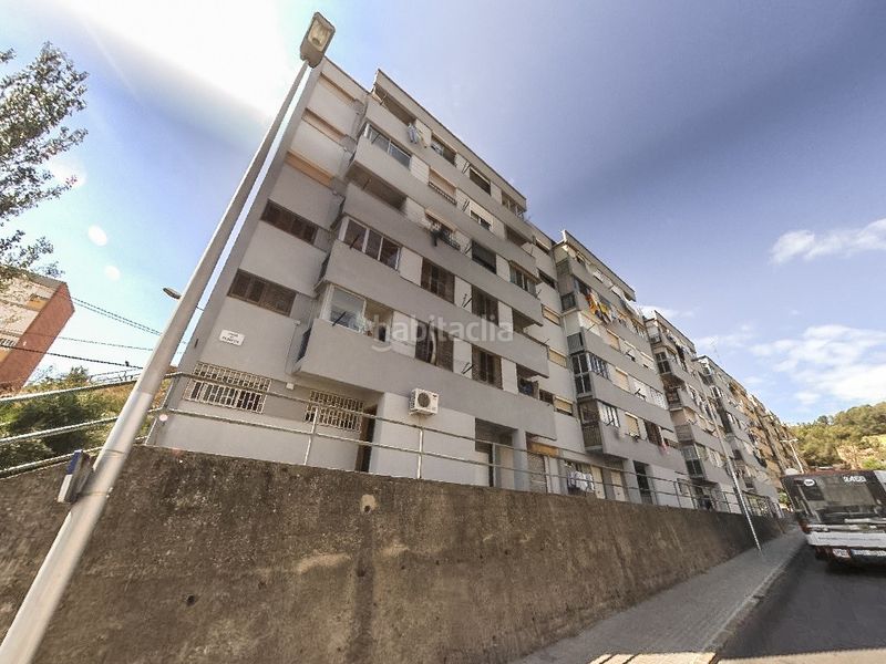 Foto d0ff3c58-7d0c-4c91-89da-7266fd3b14f4. Pis a Ciutat Meridiana Barcelona