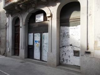 Local commercial  C/ pont. Solvia inmobiliaria  locales manlleu
