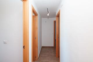 Etagenwohnung  C/ beniteixir. Solvia inmobiliaria  piso font den carròs la