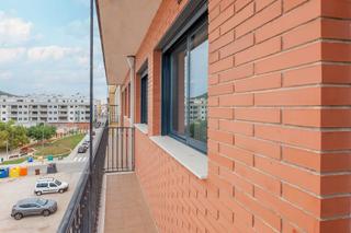Pis  C/ beniteixir. Solvia inmobiliaria  piso font den carròs la