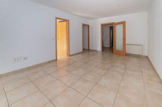 Etagenwohnung  C/ gaudí. Solvia inmobiliaria  piso tordera