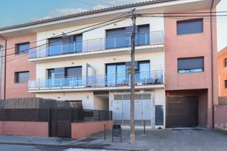Piso  C/ gaudí. Solvia inmobiliaria  piso tordera