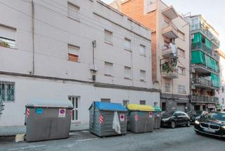 Piso  Calle hierbabuena, 18. Solvia inmobiliaria  piso hospitalet de llobregat el