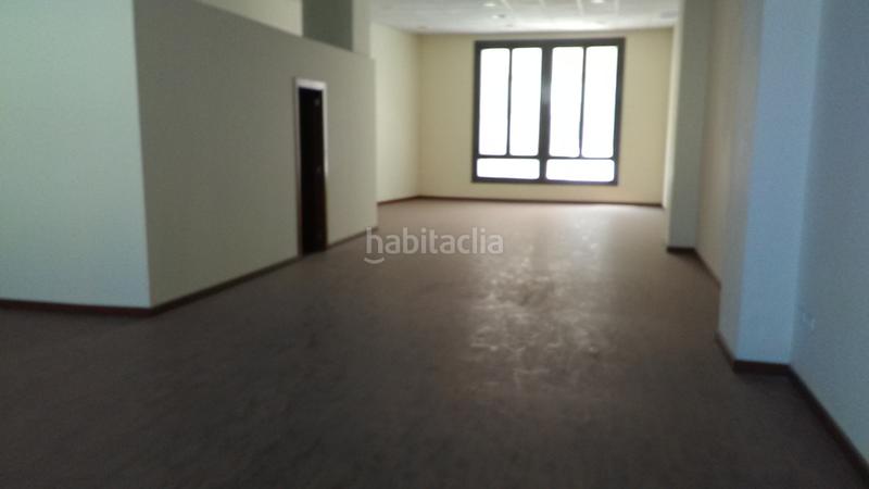 Foto 1c669f04-4390-4af1-859f-5cdf4673cd2b. Bureau dans Barri Antic Manresa