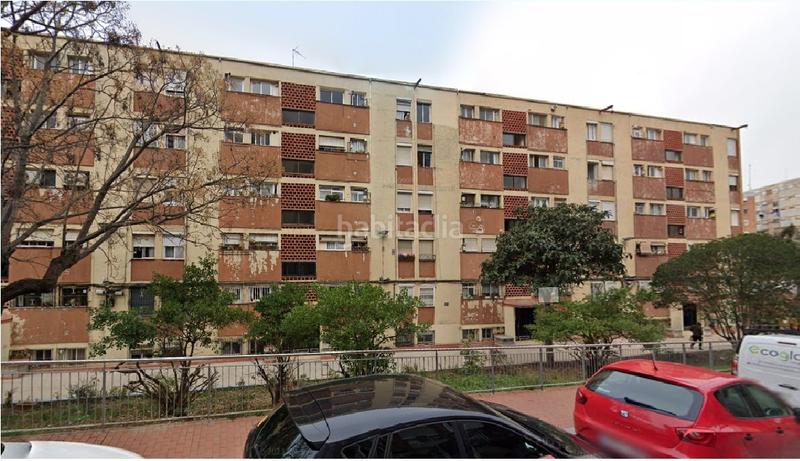 Foto edff913d-f31e-44a3-b017-85d69aed115e. Piso solvia inmobiliaria piso en Ciutat Meridiana Barcelona