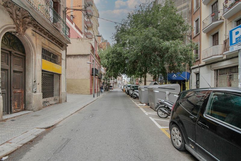 Foto 0f1b36a3-6f74-4fa8-8292-75a5b6728717. Pis amb calefacció a El Camp de l´Arpa del Clot Barcelona