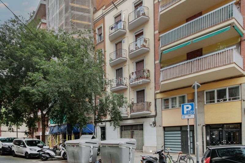 Foto c47026fb-9550-4f55-aabb-16129a4da303. Pis amb calefacció a El Camp de l´Arpa del Clot Barcelona