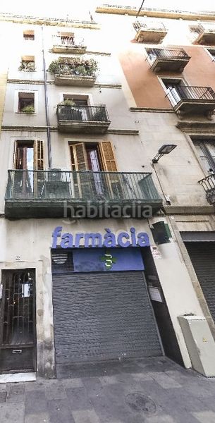 Foto a064e2f5-7af7-4ff6-b435-97d1ca1c3839. Pis a Raval Barcelona