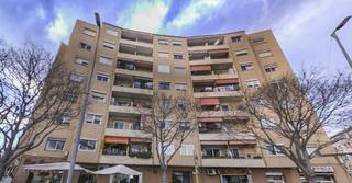 Pis  Plaza alcalde serra xifra. Solvia inmobiliaria  piso mataró