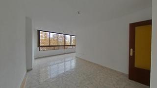 Lloguer Apartament  Av juan fuster zaragoza        -  ed mariscal iii  -. Solvia inmobiliaria  apartamento benidorm