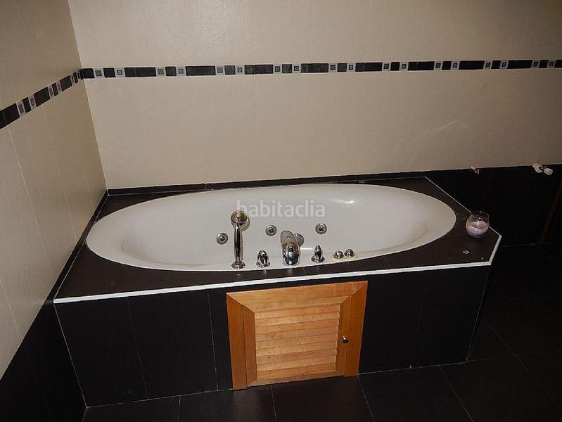 Foto 5f4fffbc-9e1b-49c4-a054-71067a0e5ffd. Xalet a Gurrea de Gállego