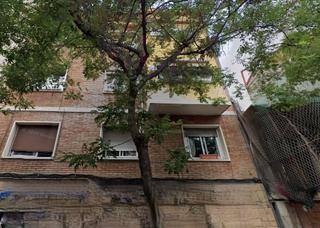 Pis  C/ llobregos. Solvia inmobiliaria  piso barcelona
