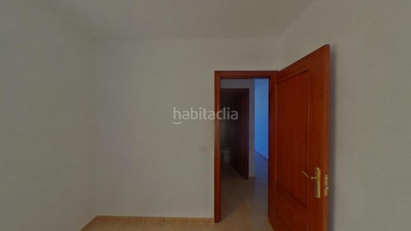 Foto a89cd42d-75ee-443a-b7ff-5844dc6ad8e2. Piso solvia inmobiliaria piso en San Isidro Granadilla de Abona