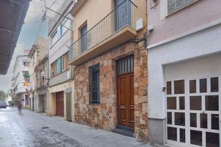 Pis  C/ francesc bartrina. Solvia inmobiliaria  piso calella