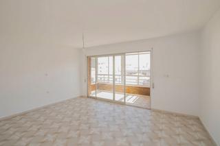 Flat  C/ apolo. Solvia inmobiliaria  piso torrevieja