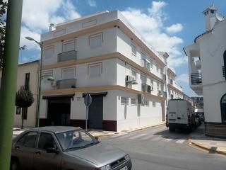 Pis  C/ azahar. Solvia inmobiliaria  piso villanueva de algaidas