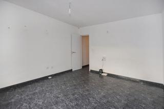 Piso  C/ mossèn àngel rodamilans. Solvia inmobiliaria  piso terrassa
