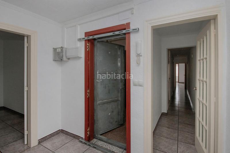 Foto 19958898-8bd9-4a27-a1ff-9cfe1f2d6a25. Apartment in Riu Sud Santa Coloma de Gramenet