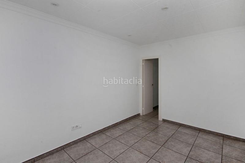 Foto b7f97049-438d-44e9-b7c4-fcde8a4ccef0. Apartment in Riu Sud Santa Coloma de Gramenet