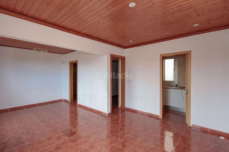 Foto 0f5e6f75-6842-4b76-831e-1dd484a4a451. Piso solvia inmobiliaria piso en Torre-romeu Sabadell