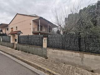 Chalet  C/ industria. Solvia inmobiliaria  chalet independiente lliçà de vall