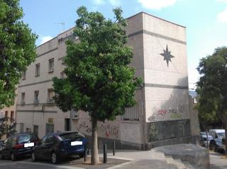 Pis  C/ mozart. Solvia inmobiliaria  piso badalona