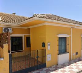 Maison jumelée  C/ dalí. Solvia inmobiliaria  chalet adosado burguillos