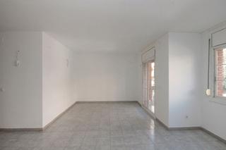 Pis  C/ iglesia. Solvia inmobiliaria  piso castelldefels