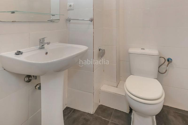 Foto 83ab940b-e516-4da1-a4fb-a443bee38d3d. Appartamento in Artigues Badalona