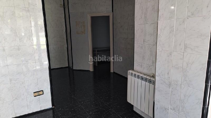 Foto 321067f3-b0ba-46dd-b702-37fb8f554244. Locale commerciale in Usansolo