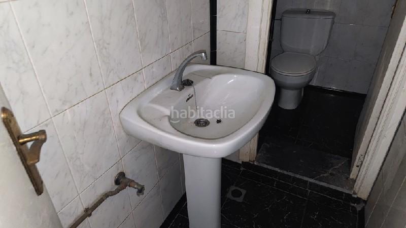 Foto 5b1f41c9-5e2f-484b-852d-17e2498e73f1. Locale commerciale in Usansolo