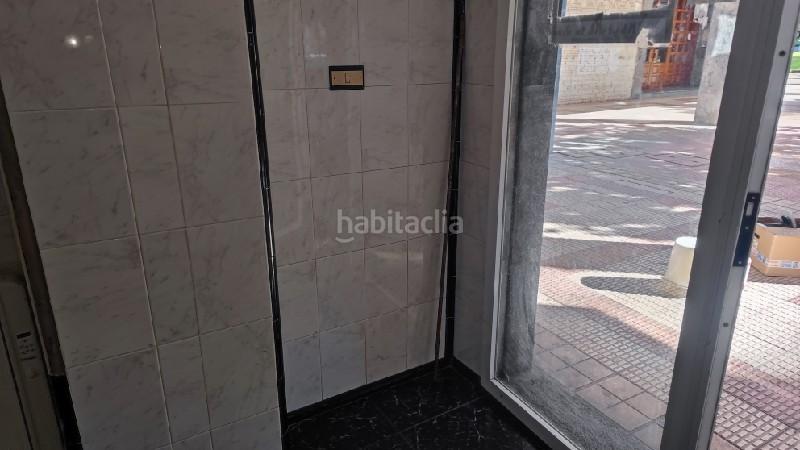 Foto e39c3ffe-45e2-4c1f-9542-f2a99136beb7. Locale commerciale in Usansolo