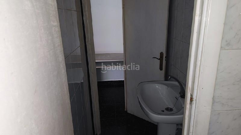 Foto f7c8c2f0-a917-4bee-9baf-41ee657cdb74. Locale commerciale in Usansolo