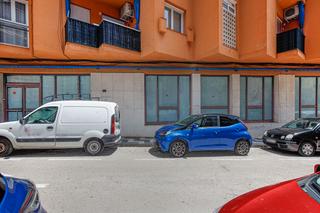 Lloguer Local Comercial  C/ josep m. sagarra. Solvia inmobiliaria  locales blanes