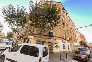 Flat  C/ ingeniero moncunill. Solvia inmobiliaria  piso hospitalet de llobregat el