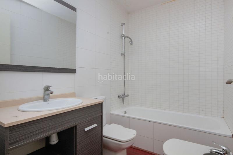 Foto 713a5dca-ce2d-48ae-9094-a79de7e414f3. Appartamento con parcheggio in Egara Terrassa