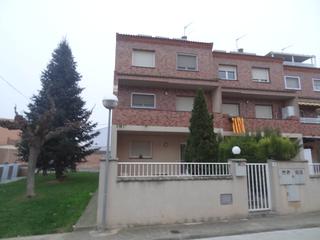 Casa aparellada  Pj/ ponent. Solvia inmobiliaria  chalet adosado sidamon