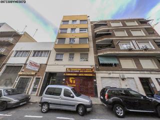 Pis  C/ conrado del campo. Solvia inmobiliaria  piso elcheelx