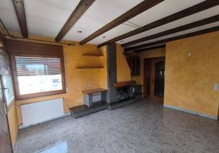 Pis  Av sant jordi. Solvia inmobiliaria  piso solsona