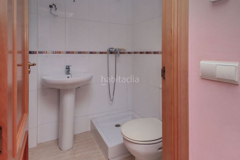 Foto 1a3f7373-a921-495f-8dc8-92890caf9414. Casa aparellada a Bonavista Vendrell (El)