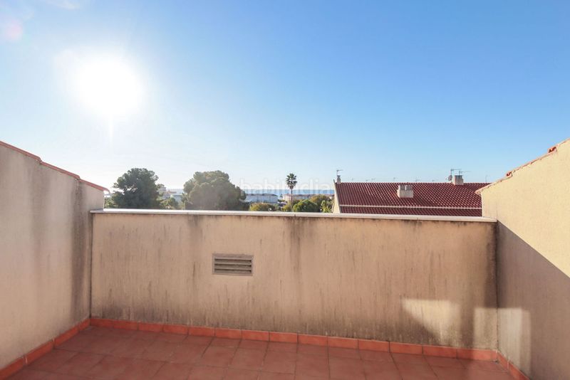 Foto e7821e5c-c207-4e91-b881-3698c89c97f9. Casa aparellada a Bonavista Vendrell (El)